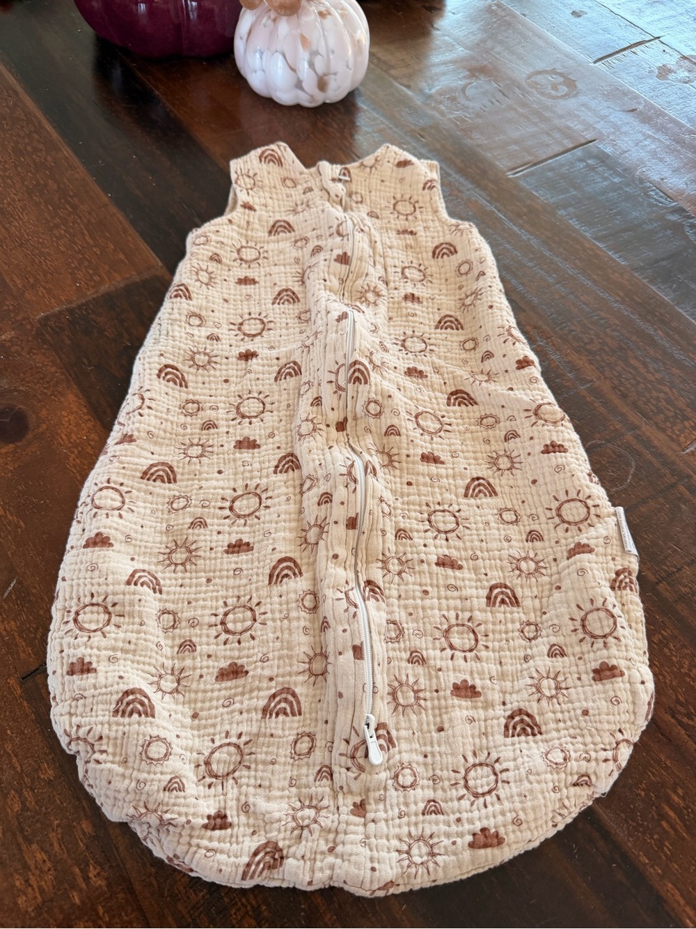 👚CLOSET CLEANOUT SALE👖 Cream Sleep Sack Brown Sun & Rainbow Print 100% Cotton
